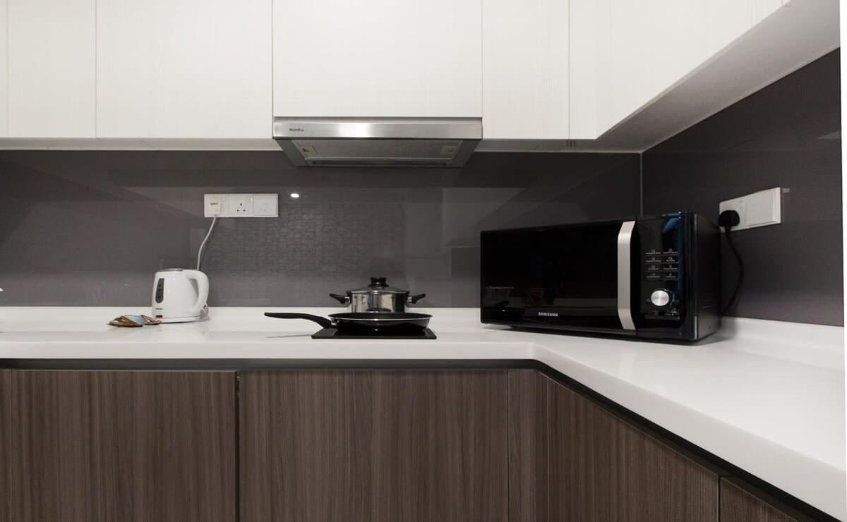 Modern, High Floor Suasana Suites 05 In Jb Джохор Бахру Екстериор снимка